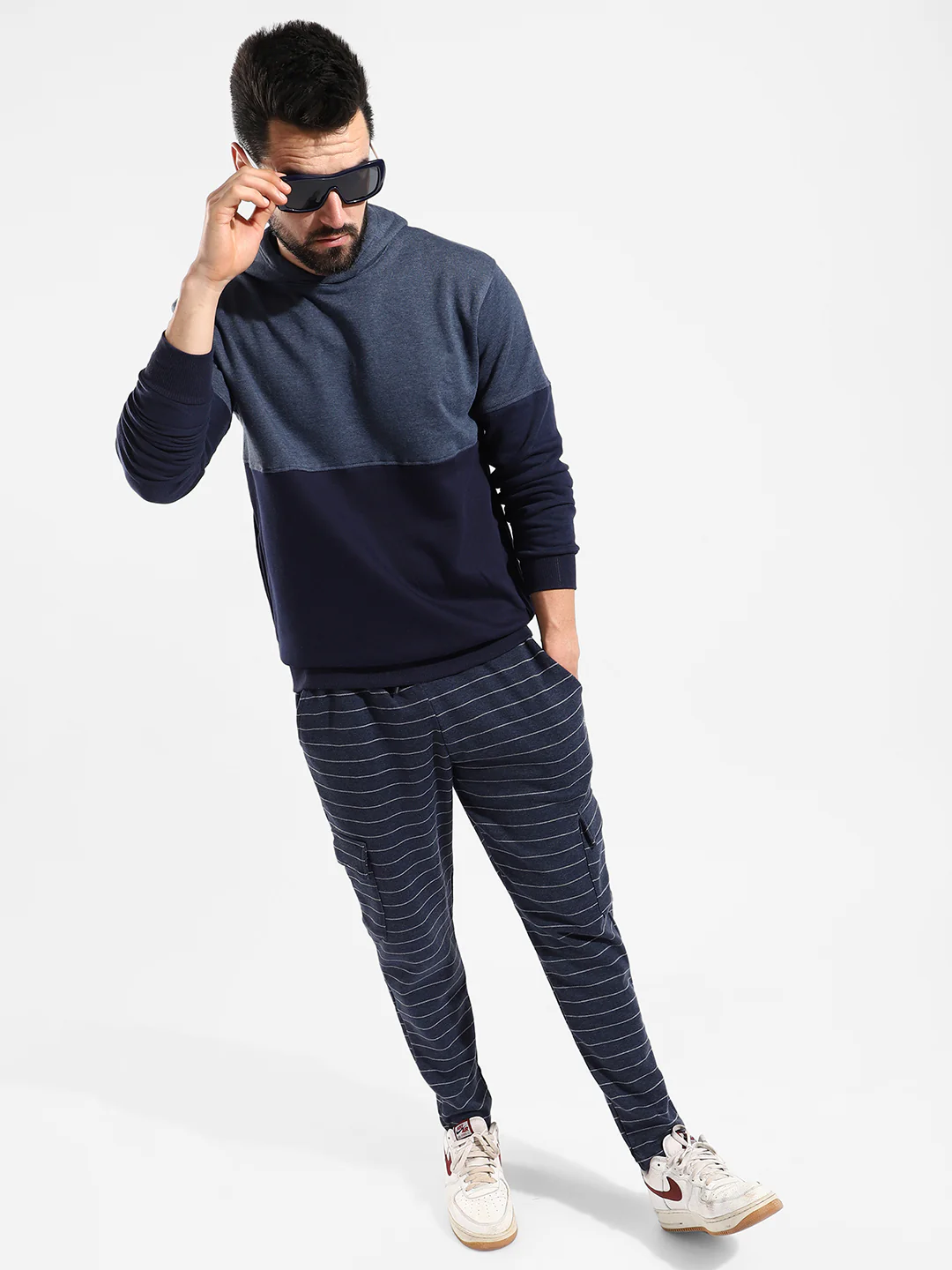Cotton Navy Blue Colour-Blocked Tracksuit For Casual Wear - Image 4