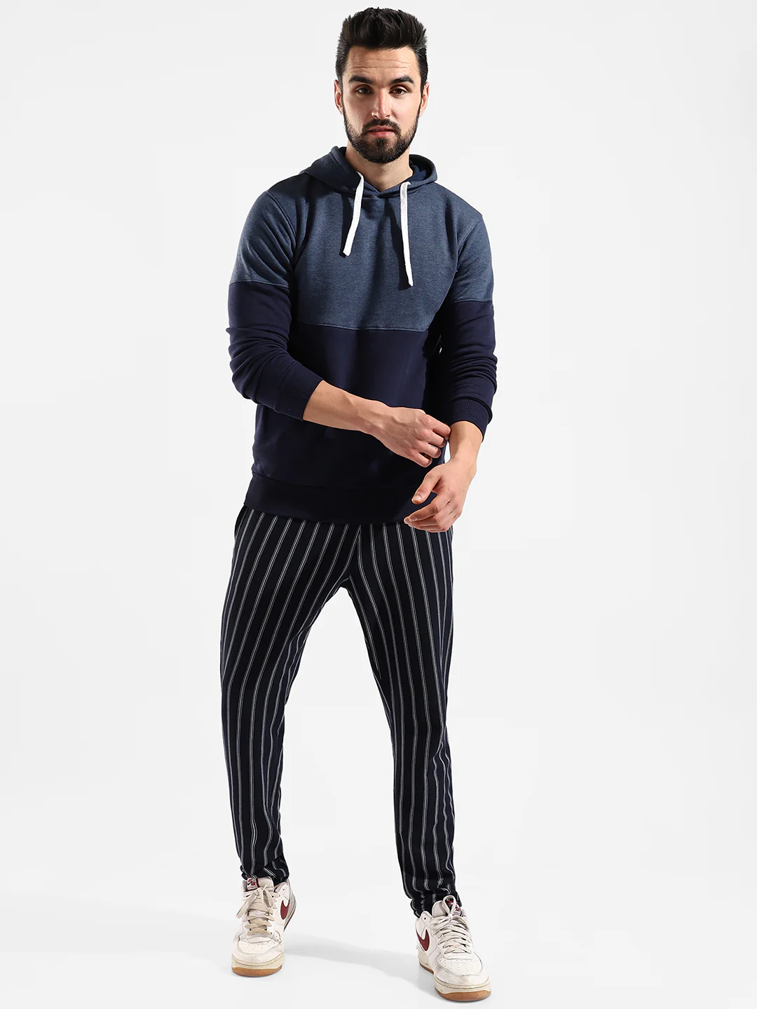Cotton Colour-Blocked Regular Fit Tracksuit For Casual Wear - Image 3