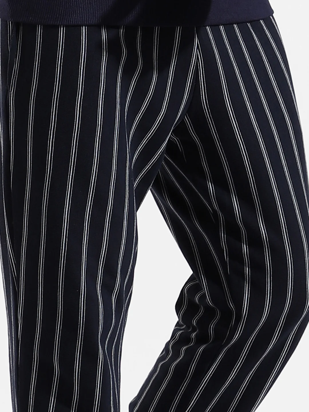 Cotton Colour-Blocked Regular Fit Tracksuit For Casual Wear - Image 7