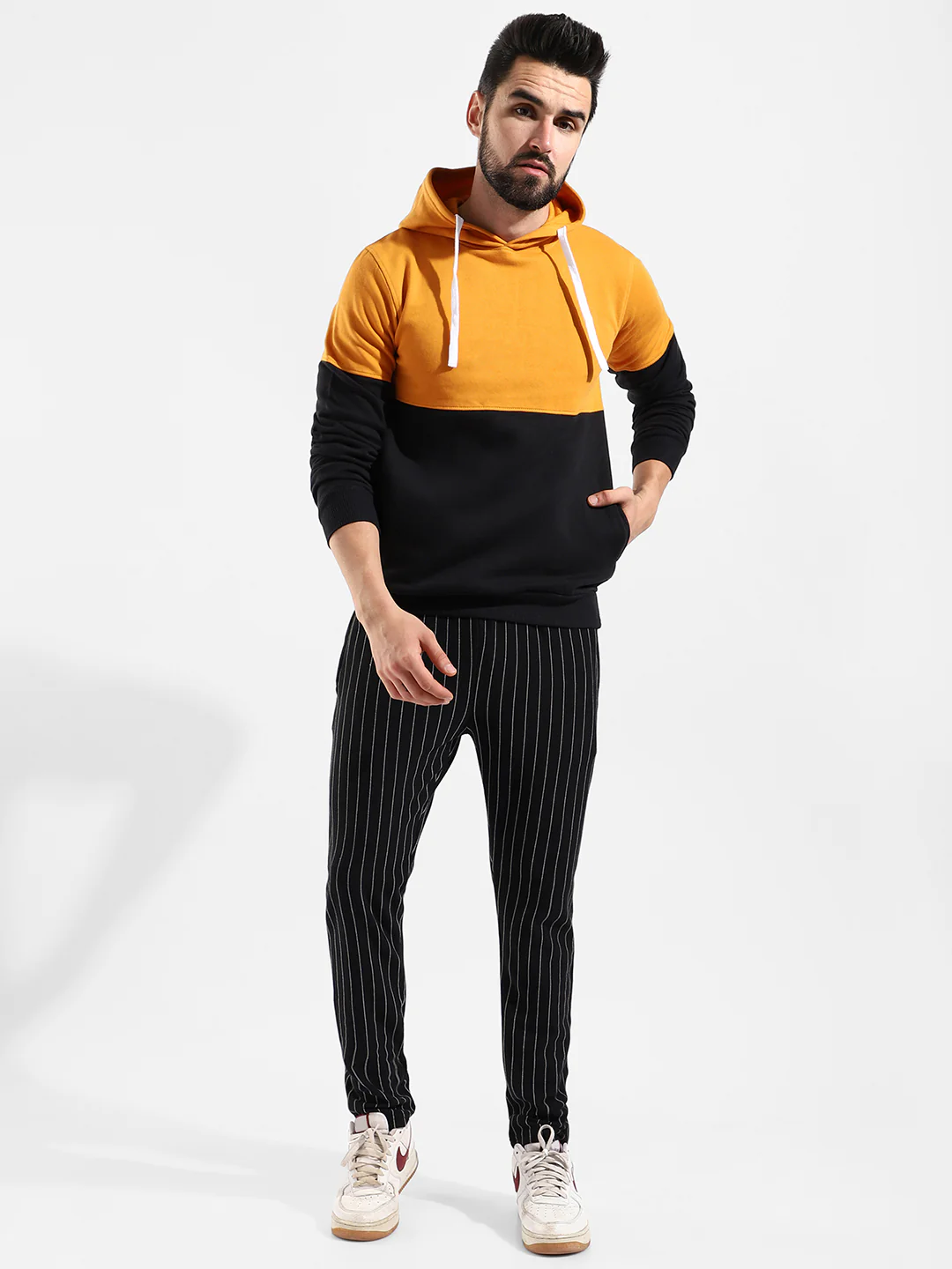 Cotton Colour-Blocked Regular Fit Tracksuit For Casual Wear - Image 2