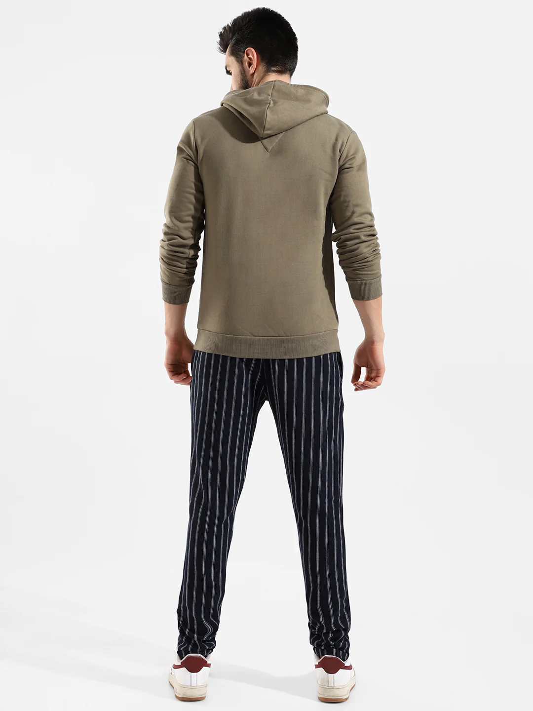 Cotton Solid Regular Fit Tracksuit For Casual Wear - Image 4