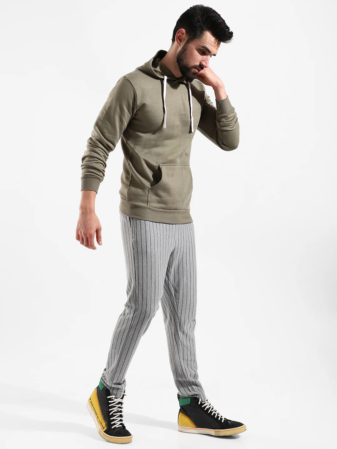 Cotton Solid Regular Fit Tracksuit For Casual Wear - Image 3