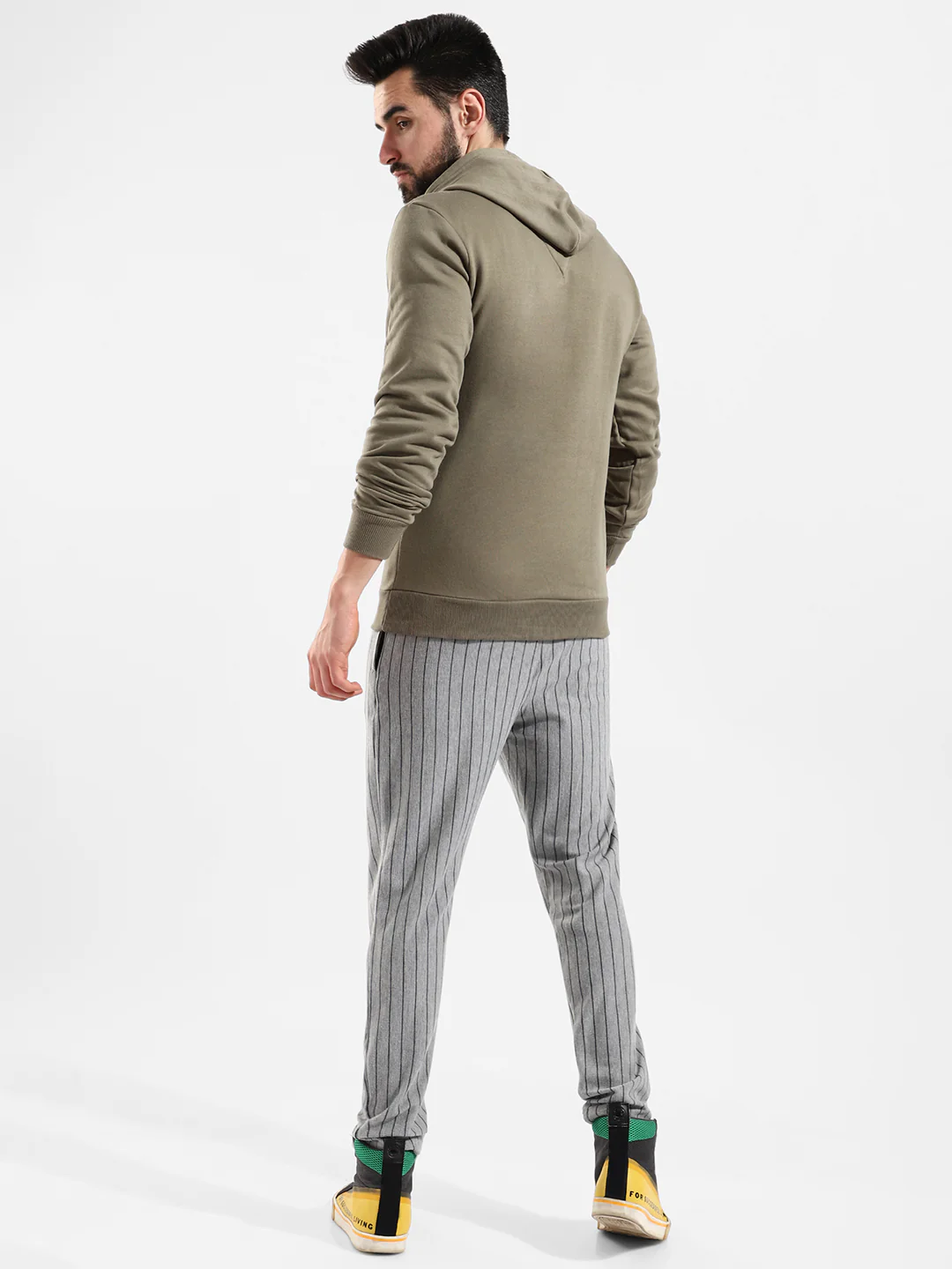 Cotton Solid Regular Fit Tracksuit For Casual Wear - Image 4