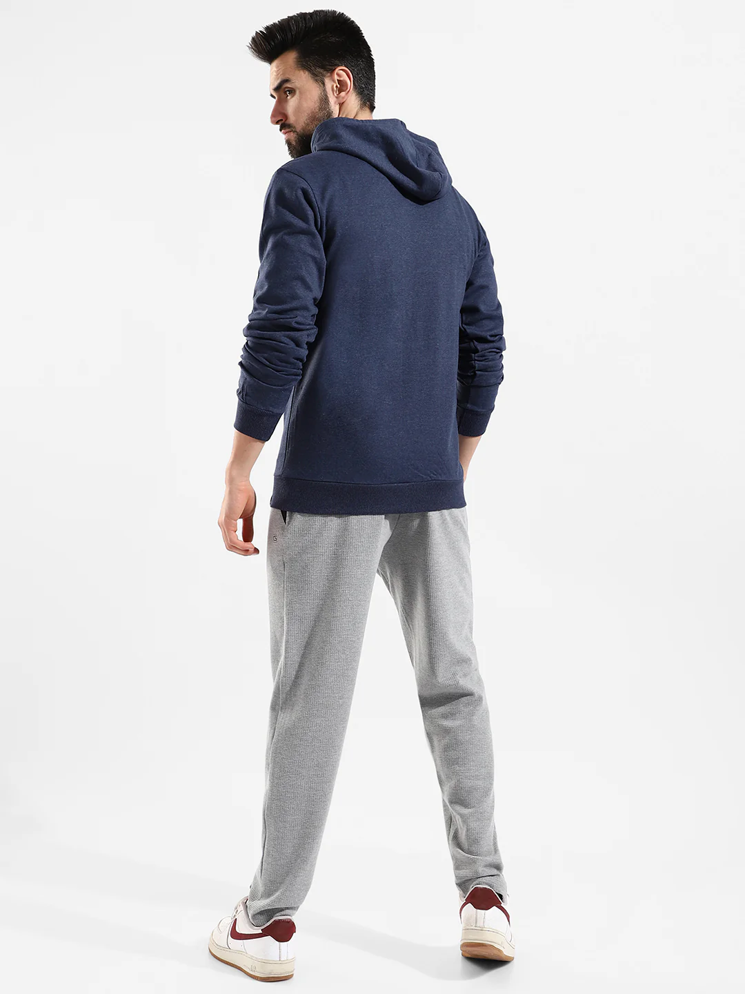Cotton Solid Regular Fit Tracksuit For Casual Wear - Image 4