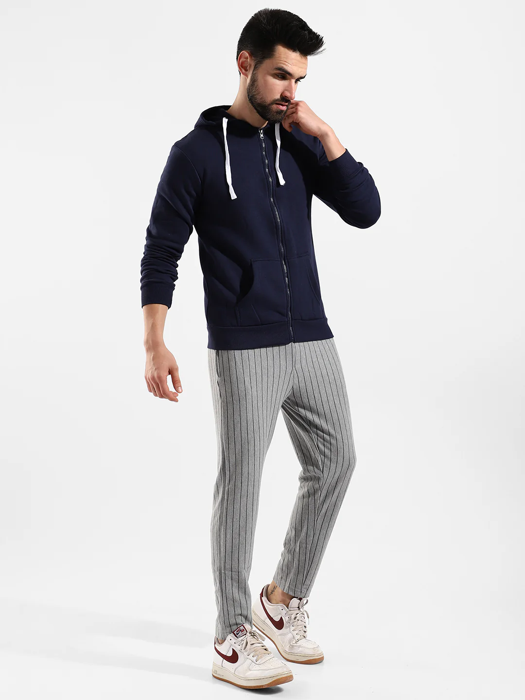 Cotton Solid Regular Fit Tracksuit For Casual Wear - Image 3