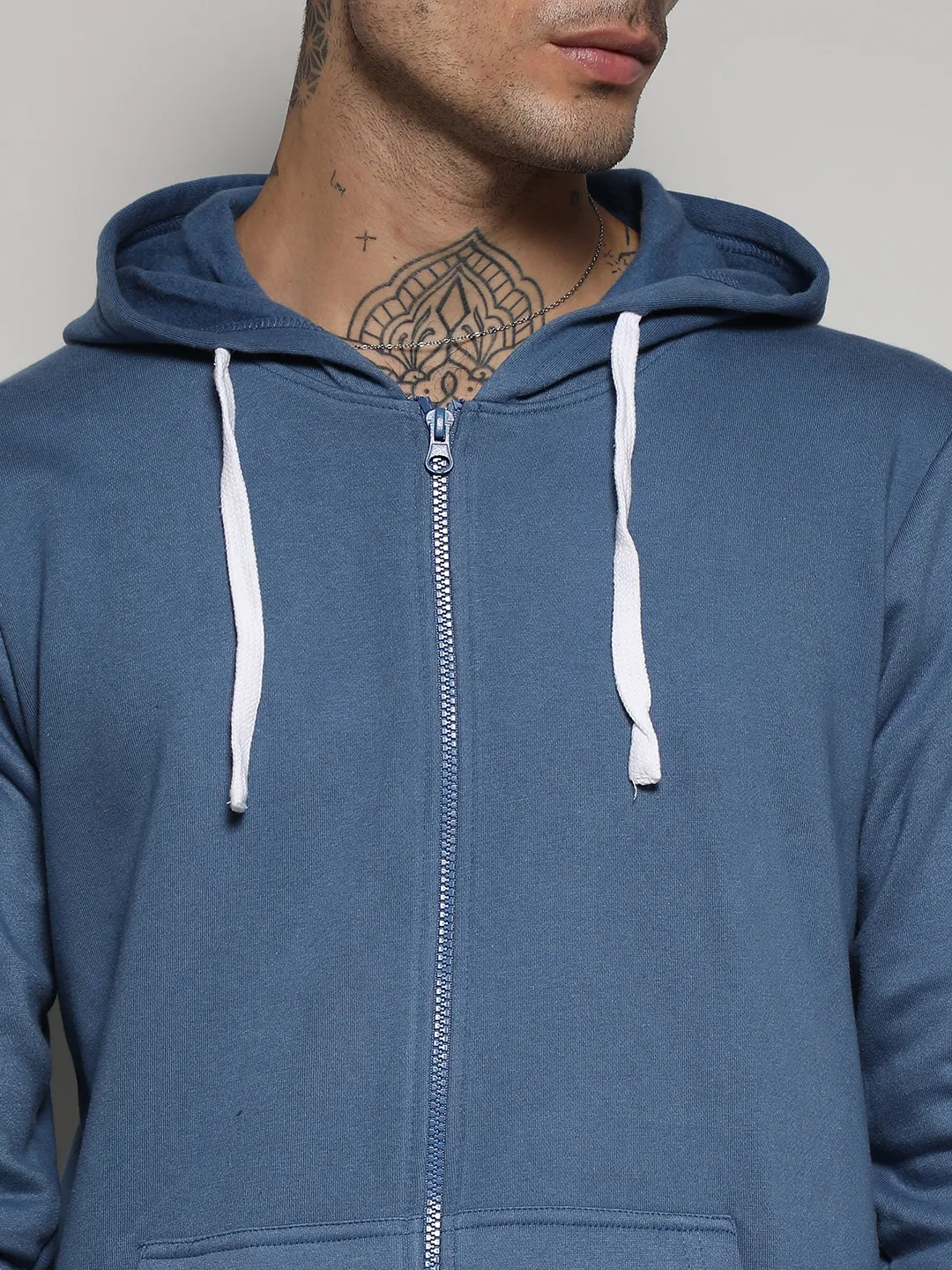 Zip-Front Hoodie With Contrast Drawstring - Image 7