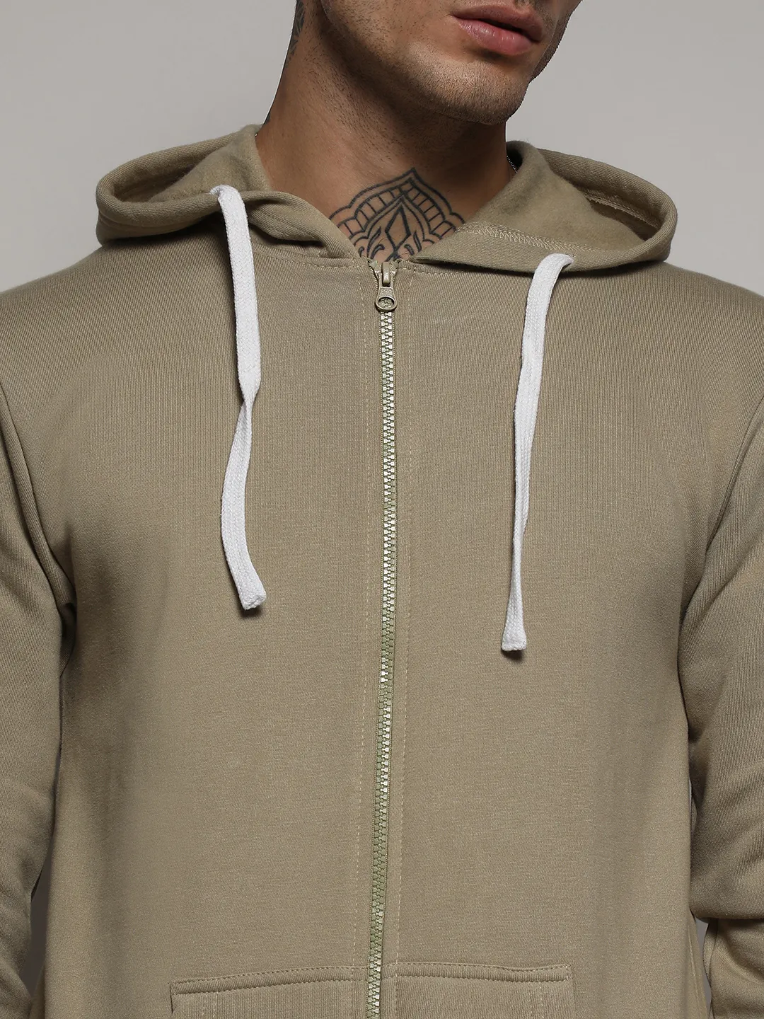 Zip-Front Hoodie With Contrast Drawstring - Image 7
