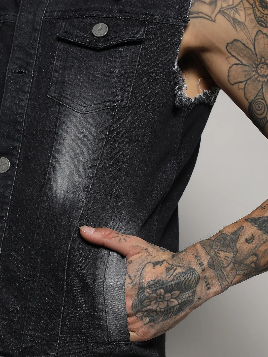 Dark-Wash Denim Jacket With Flap Pocket - Image 7