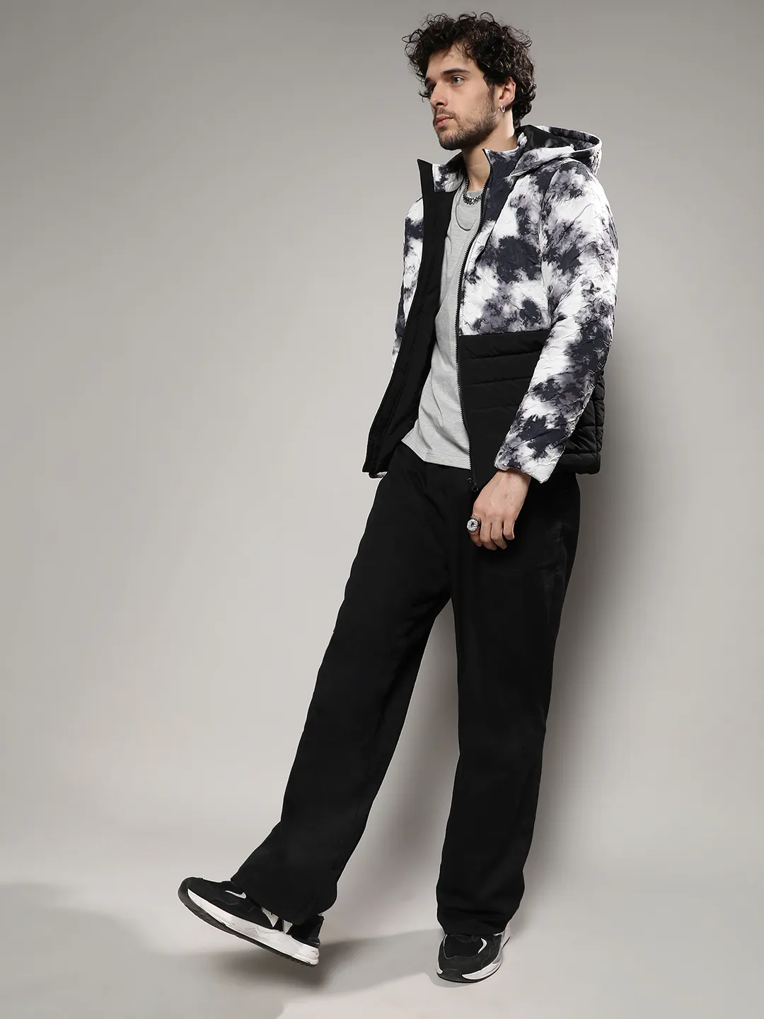 Tie-Dye Block Puffer Jacket - Image 6