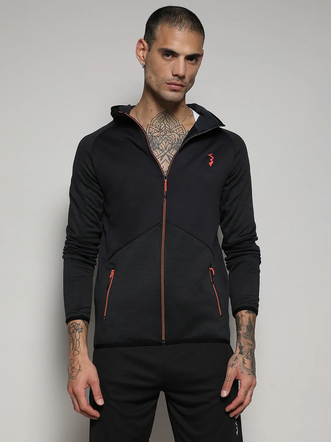 Zip-Front Activewear Jacket With Insert Pocket - Image 3