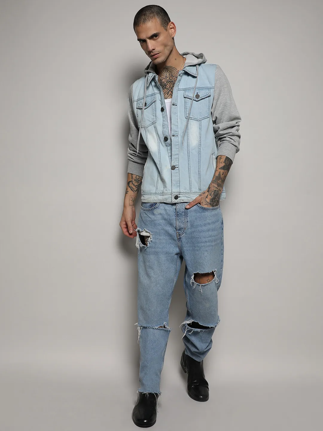 Light-Wash Denim Jacket With Sweatshirt Sleeve - Image 5