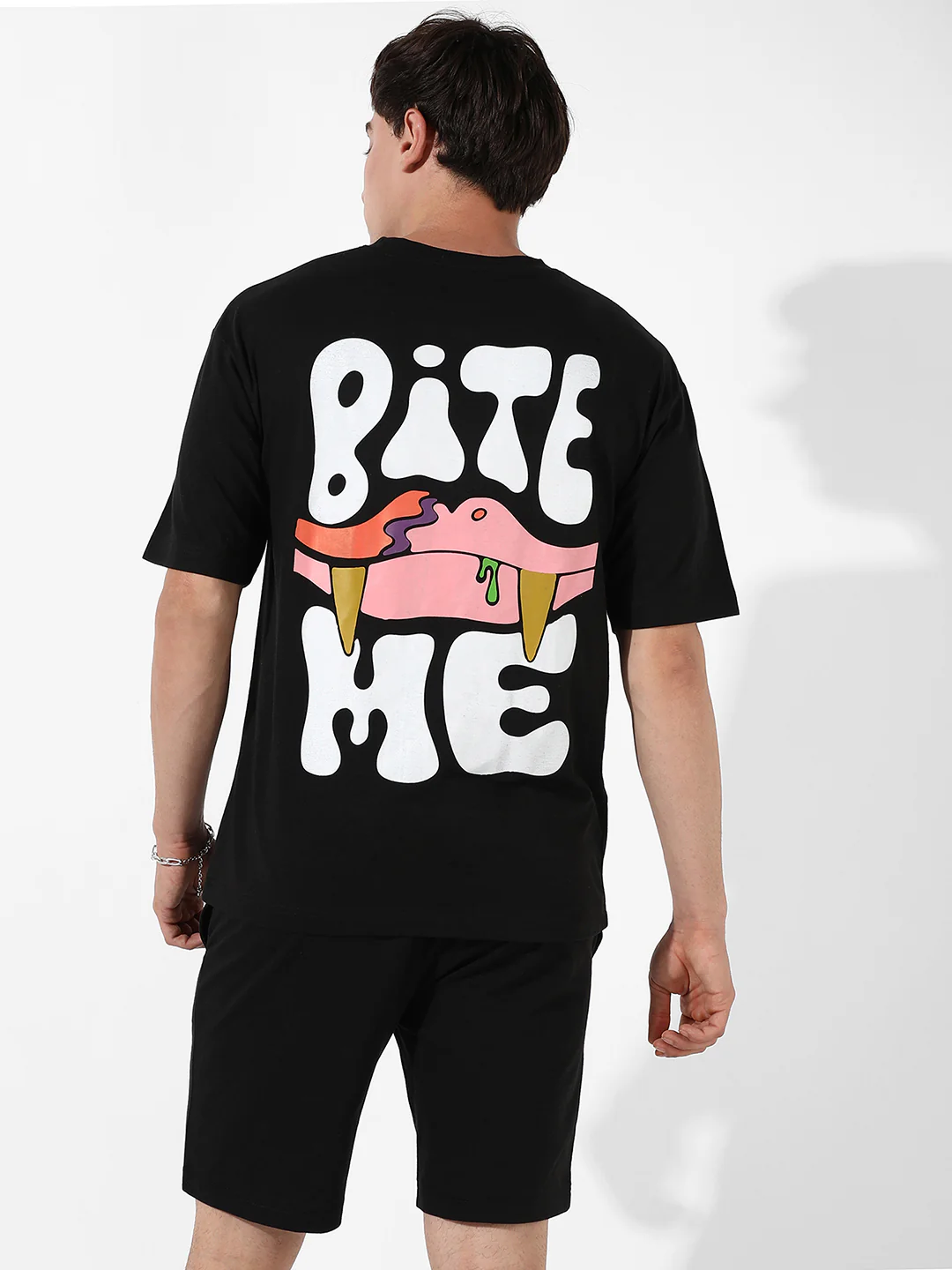 Relaxed Co-Ord Set With Graphic Print - Image 4