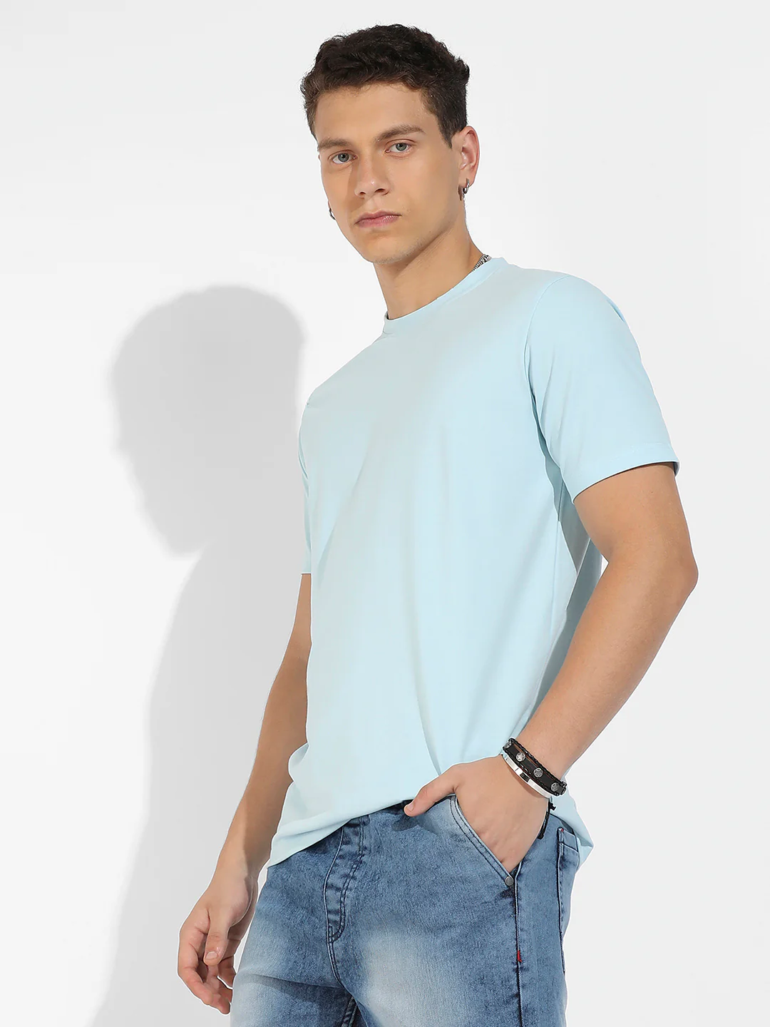 Basic Regular Fit T-Shirt - Image 3