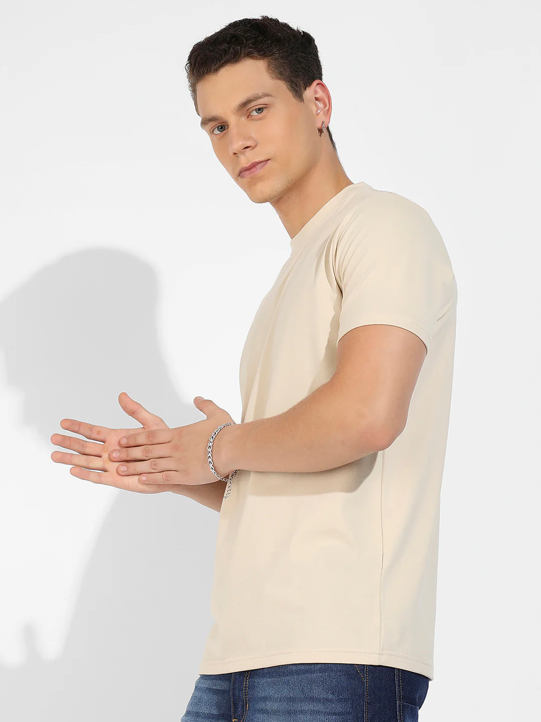 Basic Regular Fit T-Shirt - Image 3