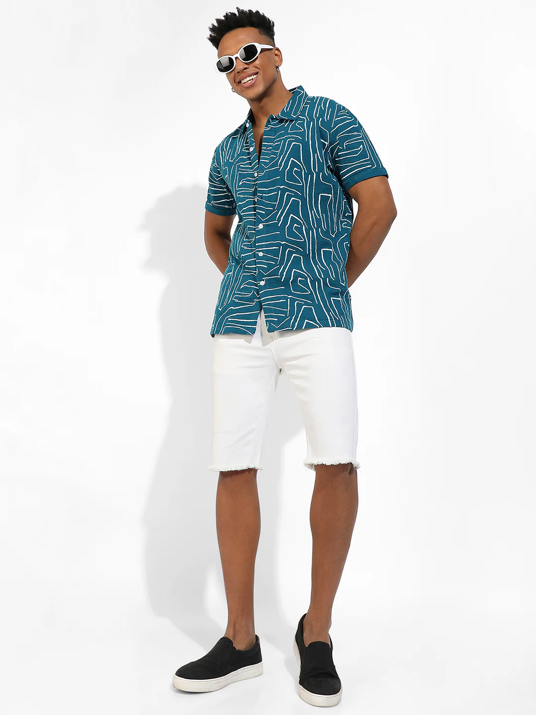 Abstract Lines Print Shirt - Image 6