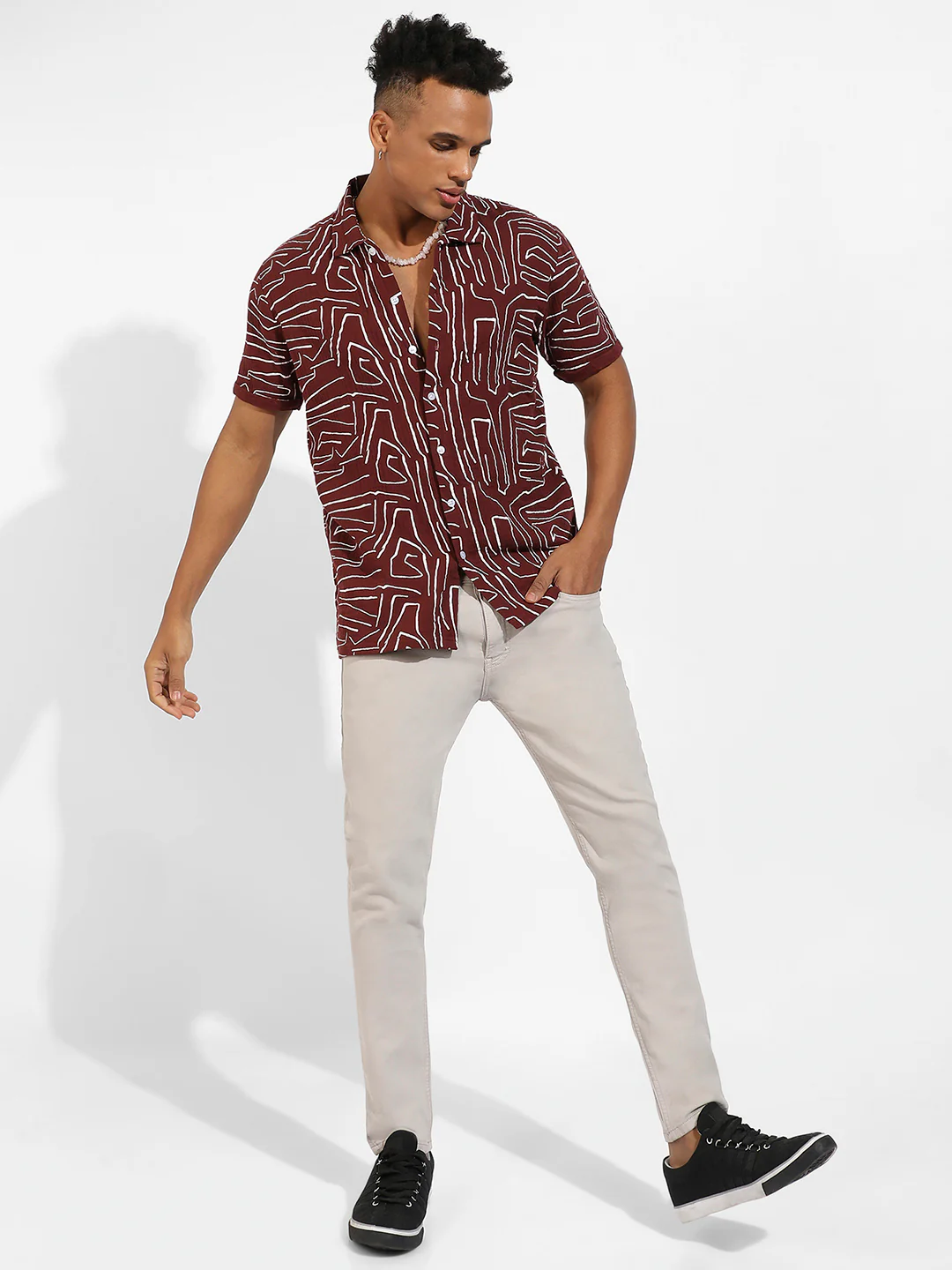 Abstract Lines Print Shirt - Image 5