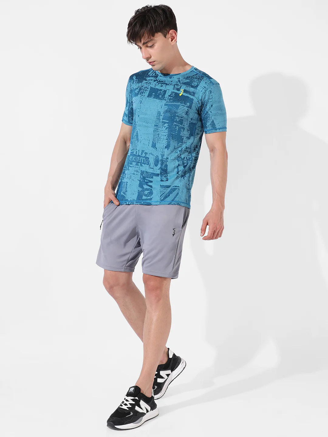 Abstract Print Activewear T-Shirt - Image 5