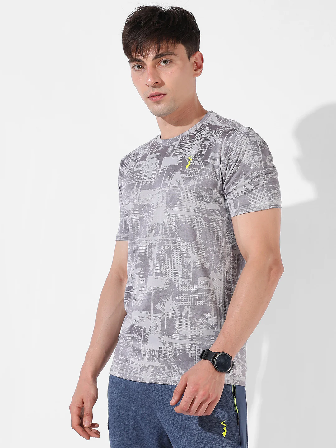 Abstract Print Activewear T-Shirt - Image 3