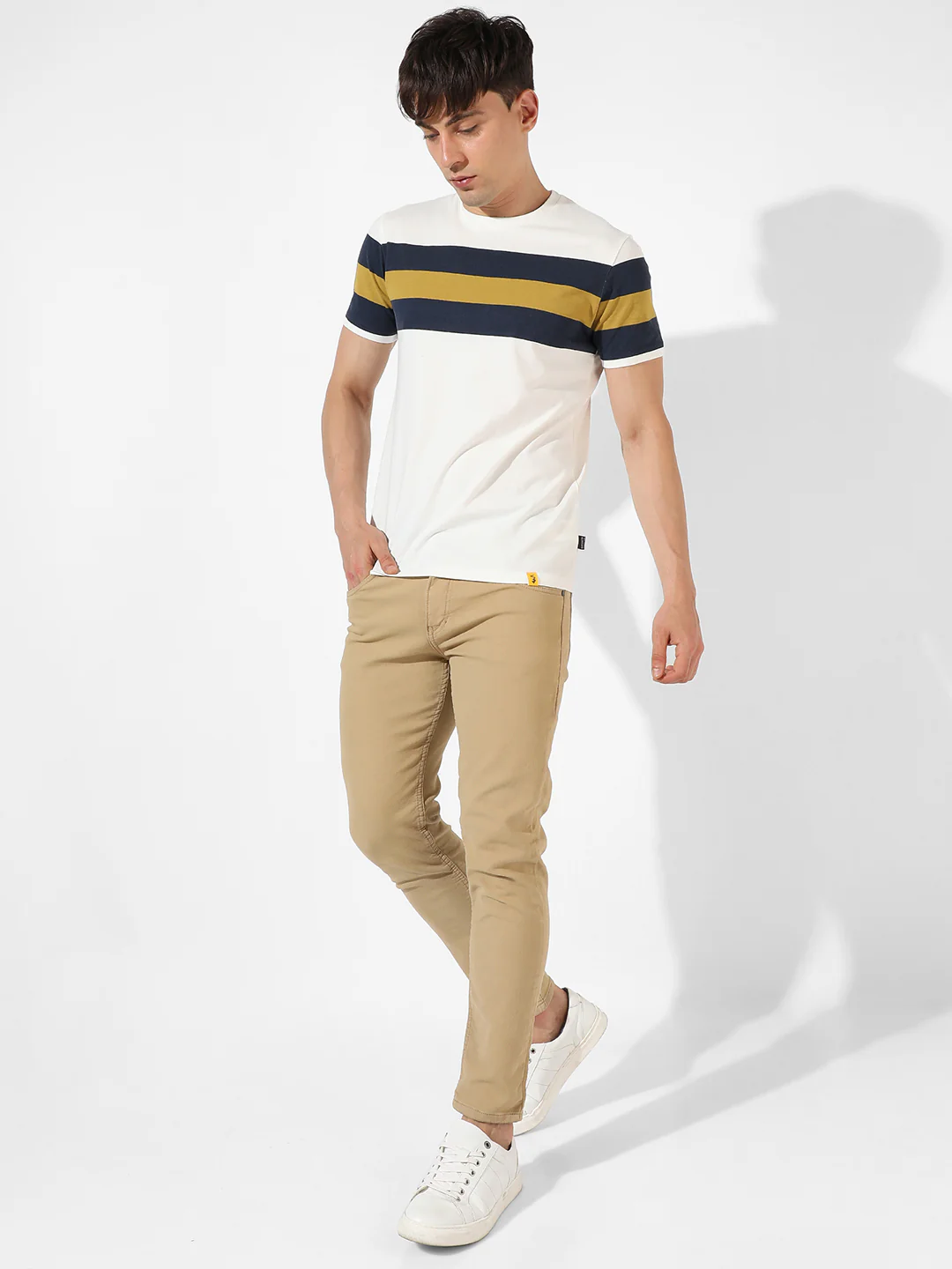Colourblocked Casual T-Shirt - Image 6