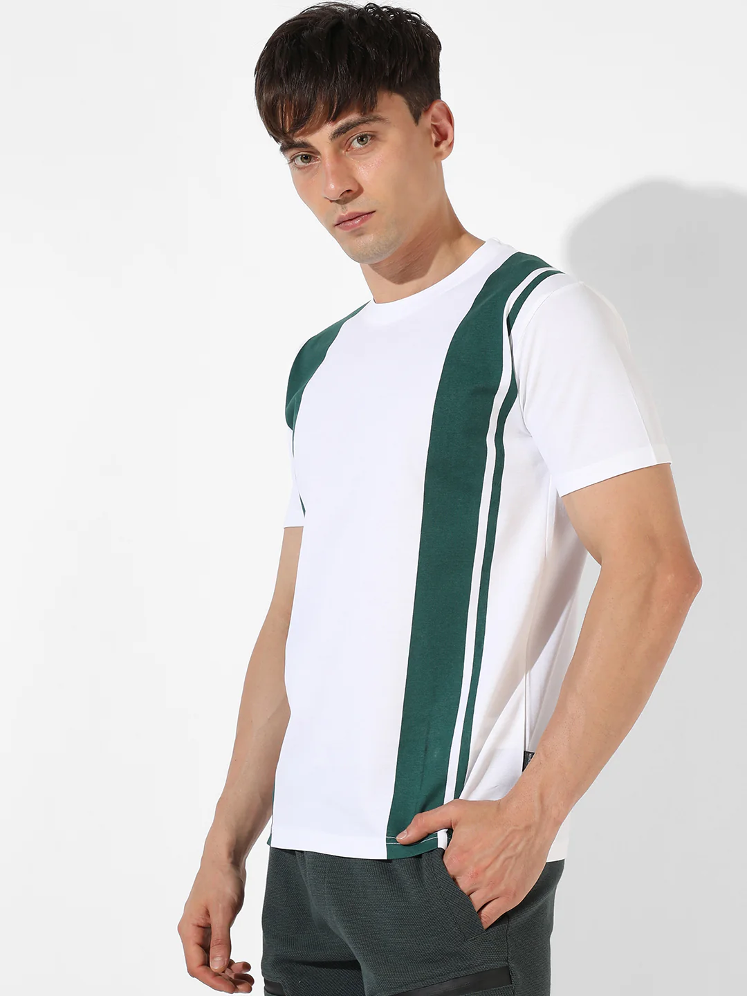 Colourblocked Casual T-Shirt - Image 3