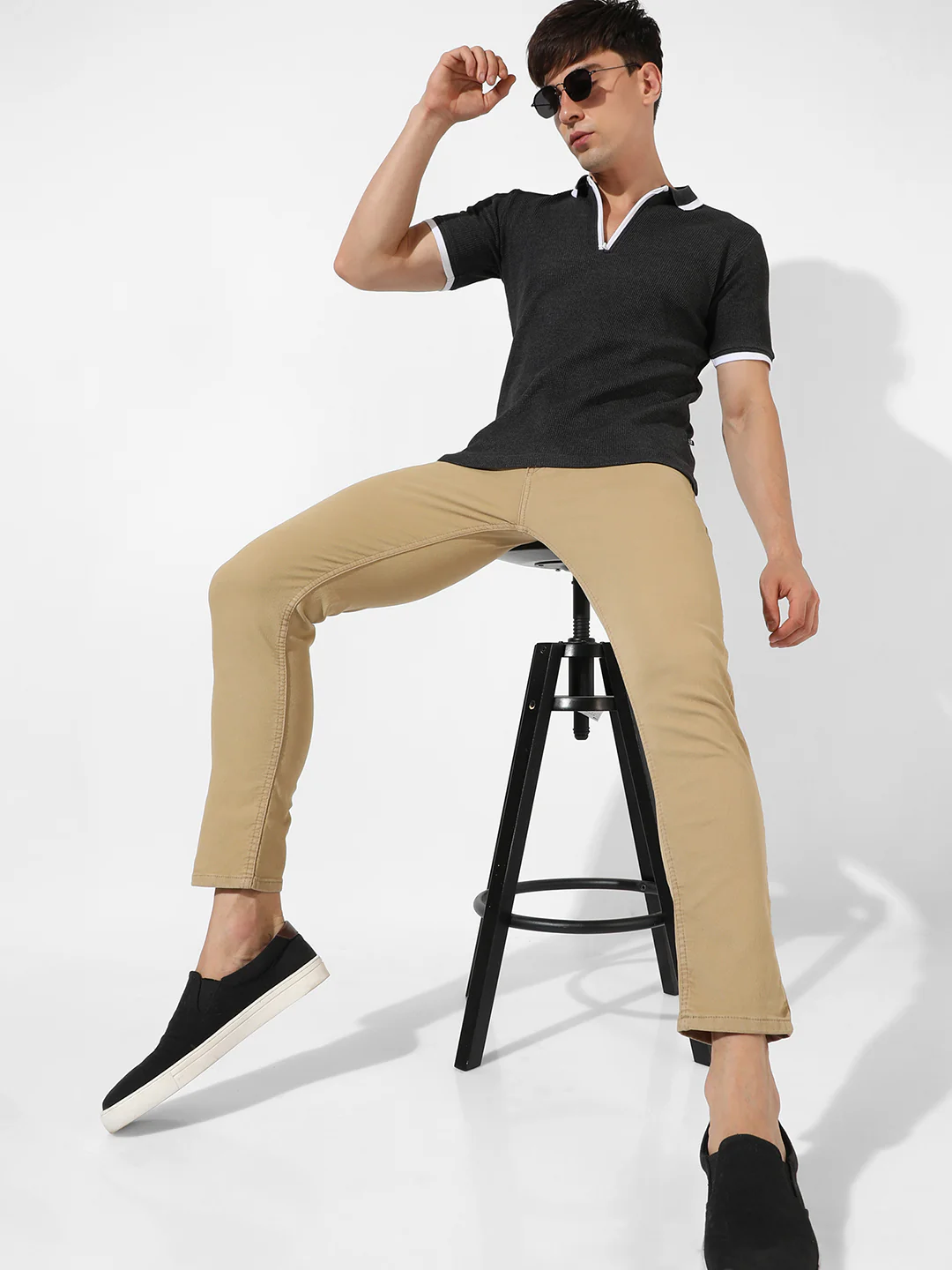 Solid Casual T-Shirt - Image 5