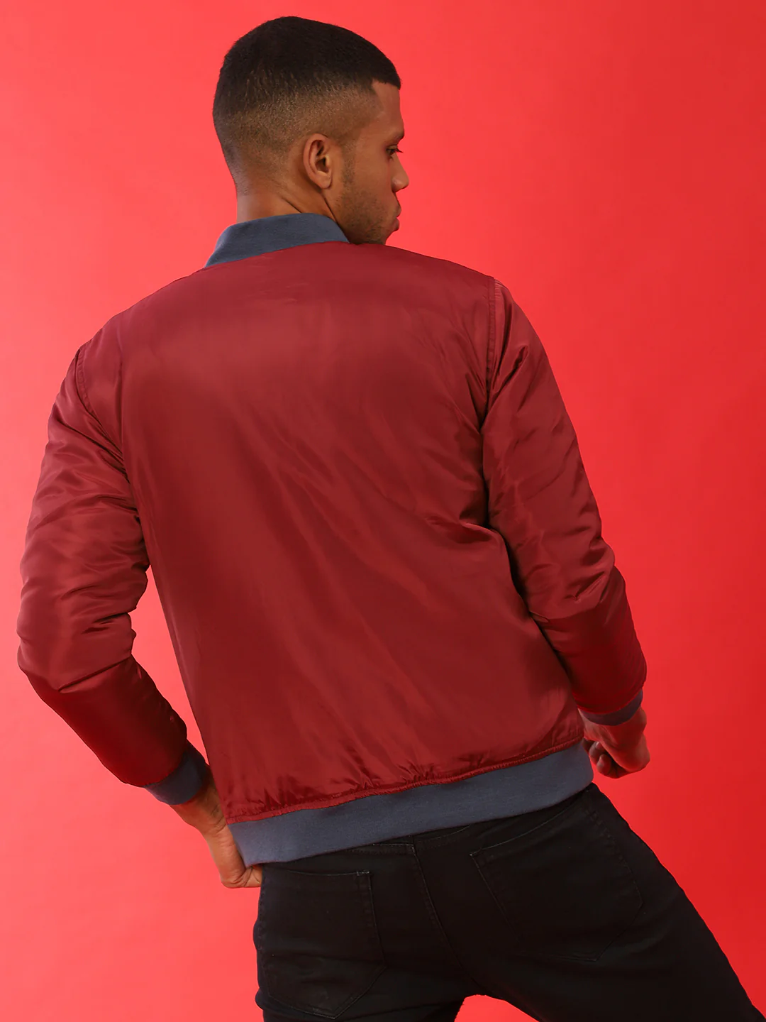 Zip-Front Puffer Jacket With Contrast Piping - Image 5