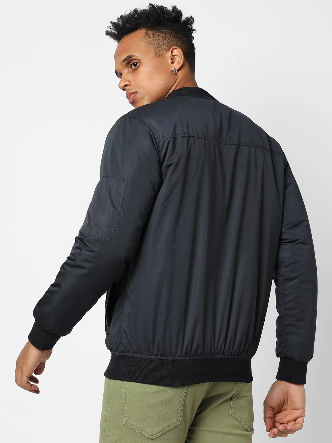 Zip-Front Puffer Jacket With Ribbed Hem - Image 4