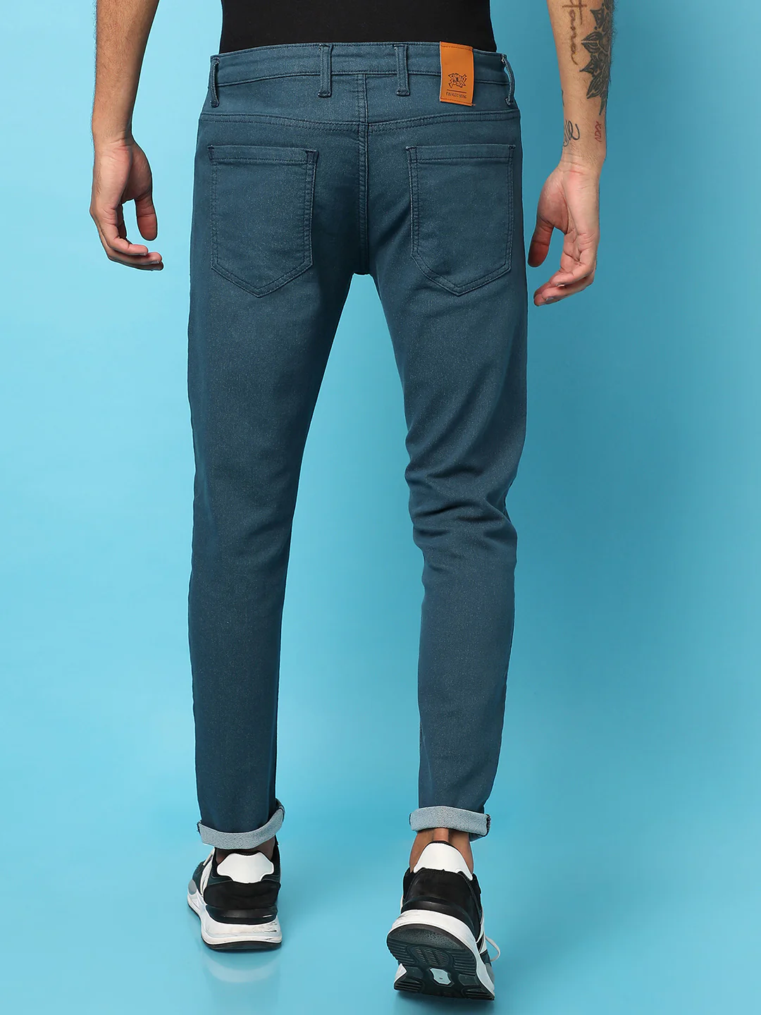 Rolled Hem Denim Jeans - Image 4