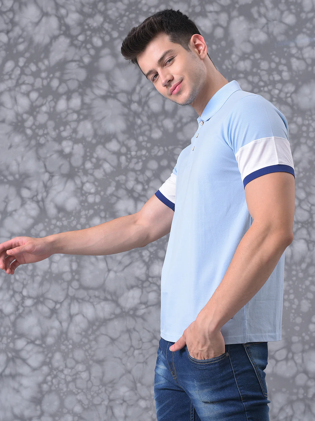 Solid Stylish Casual Polo Neck T-Shirt - Image 3