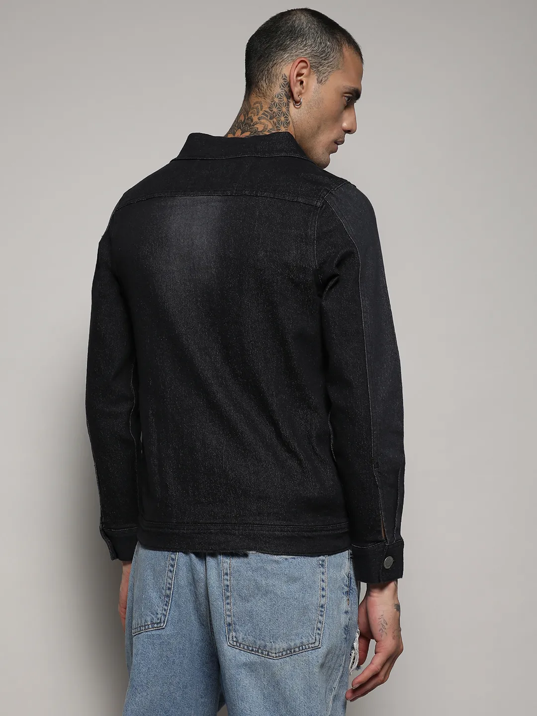 Dark-Wash Denim Jacket With Flap Pocket - Image 4