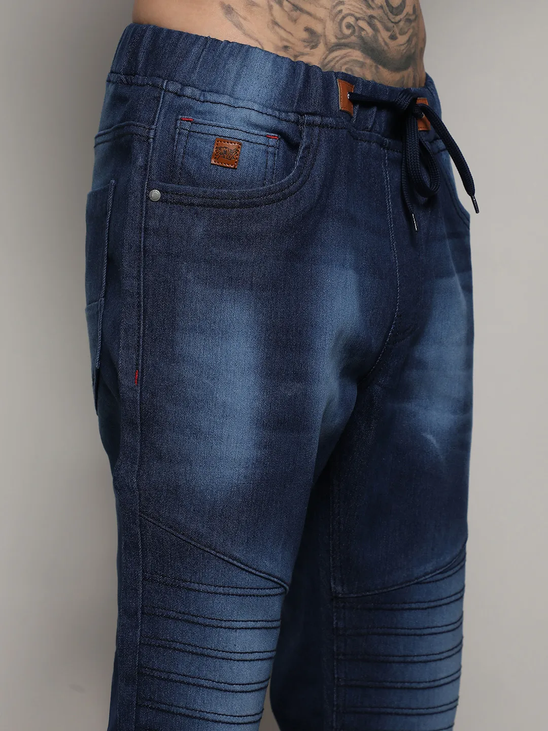 Dark-Wash Denim Jeans - Image 7