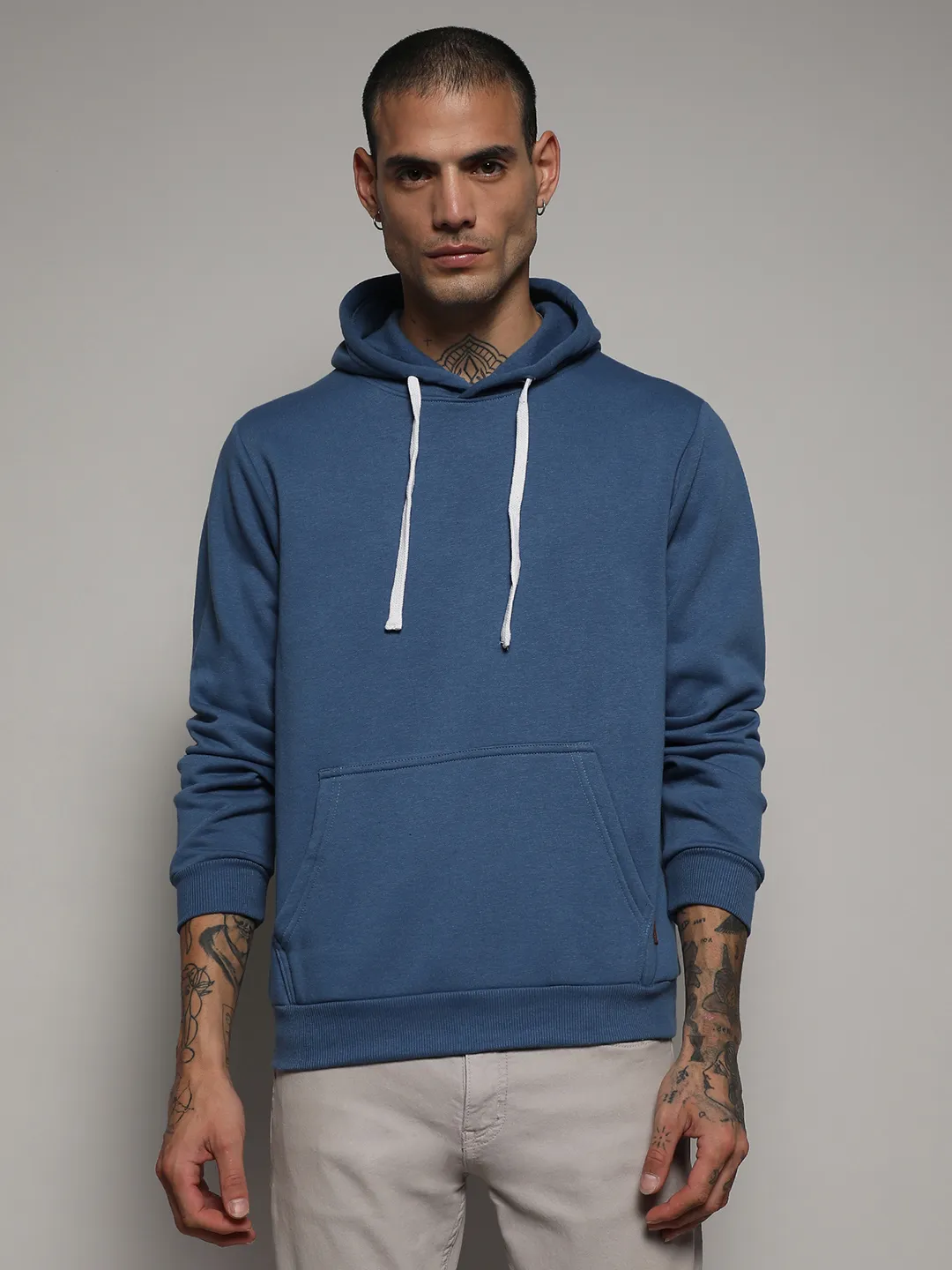 Pullover Hoodie With Contrast Drawstring - Image 2
