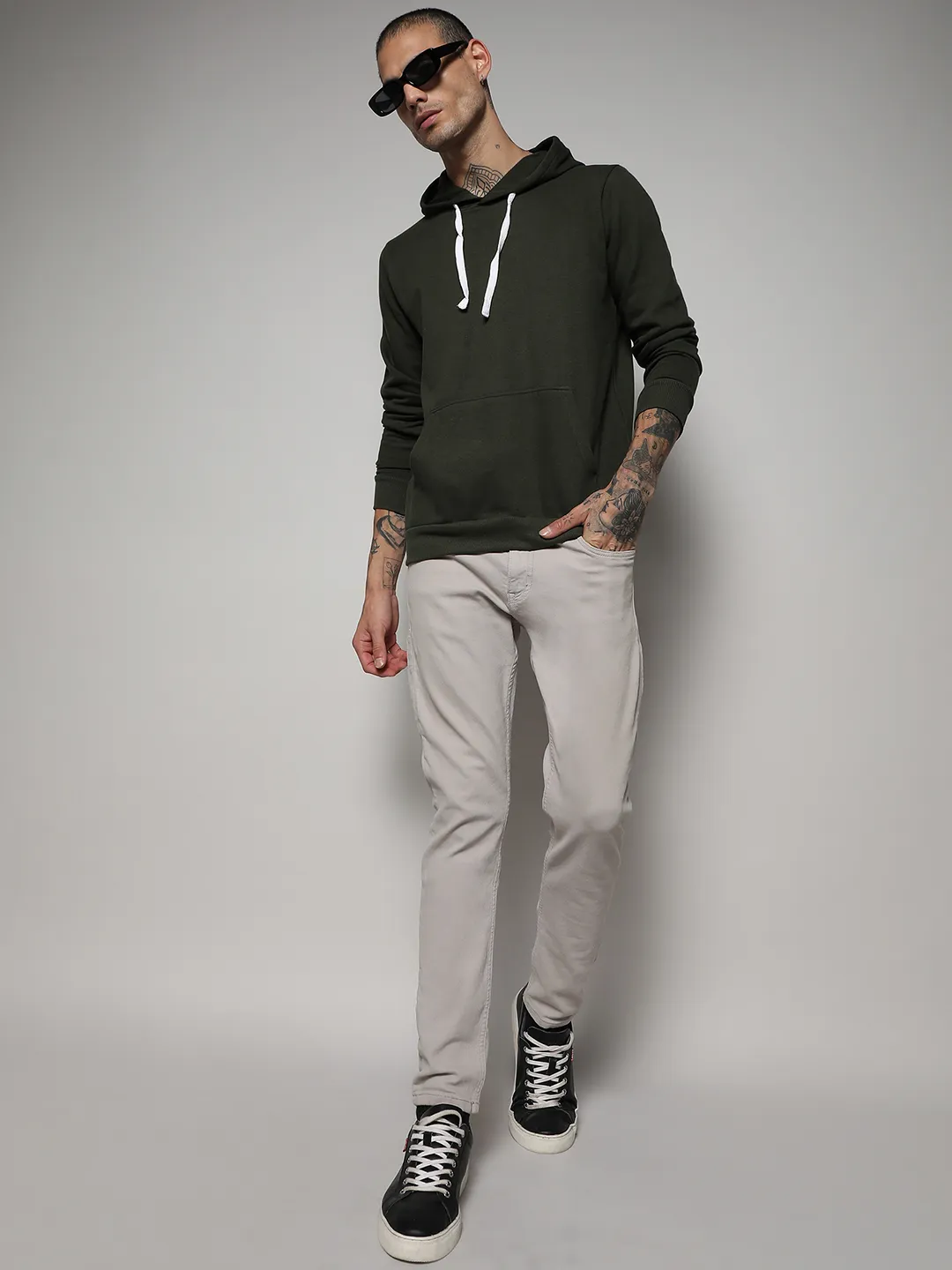 Pullover Hoodie With Contrast Drawstring - Image 6