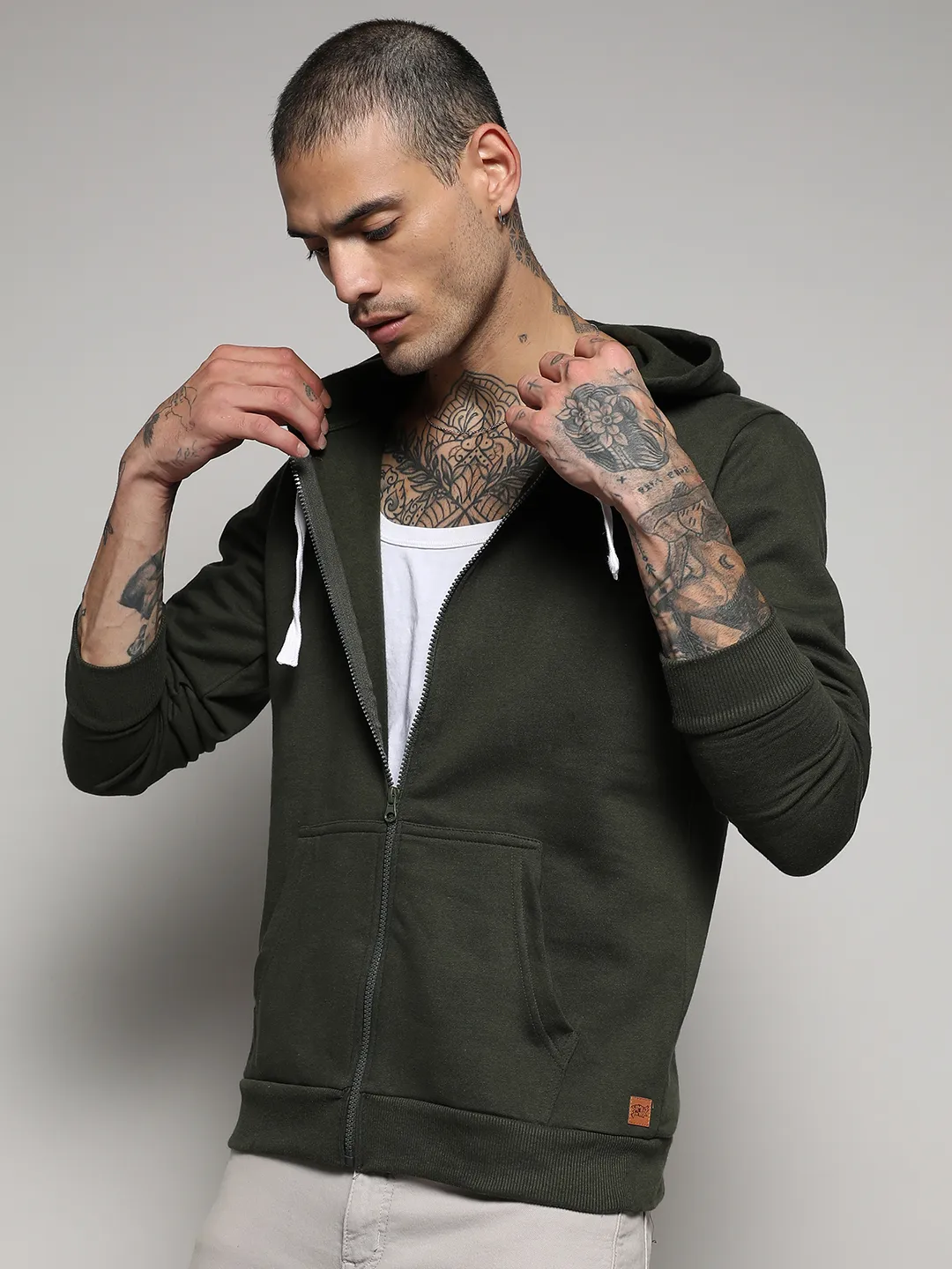 Zip-Front Hoodie With Contrast Drawstring - Image 3