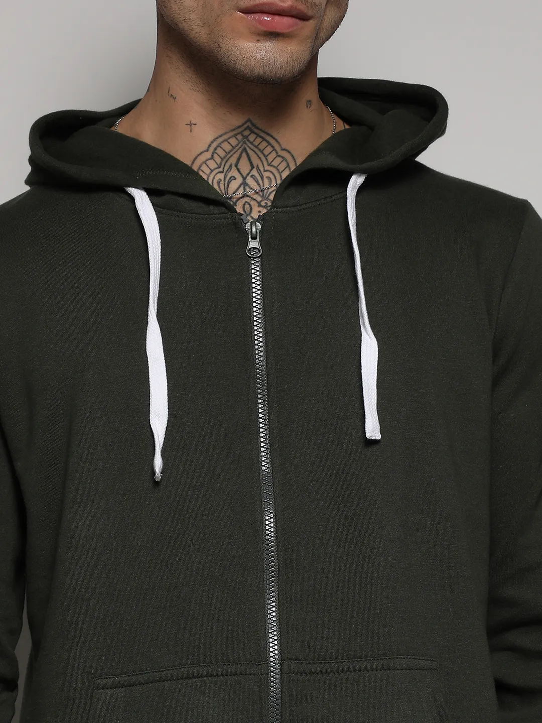 Zip-Front Hoodie With Contrast Drawstring - Image 7
