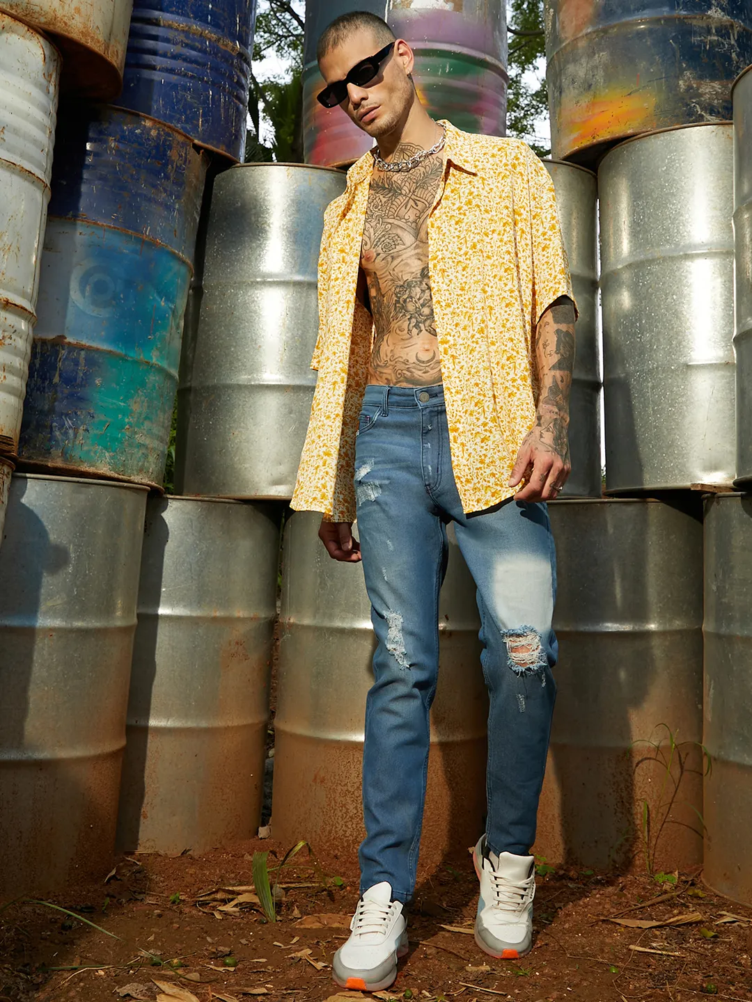 Ripped Knee Denim Jeans - Image 5