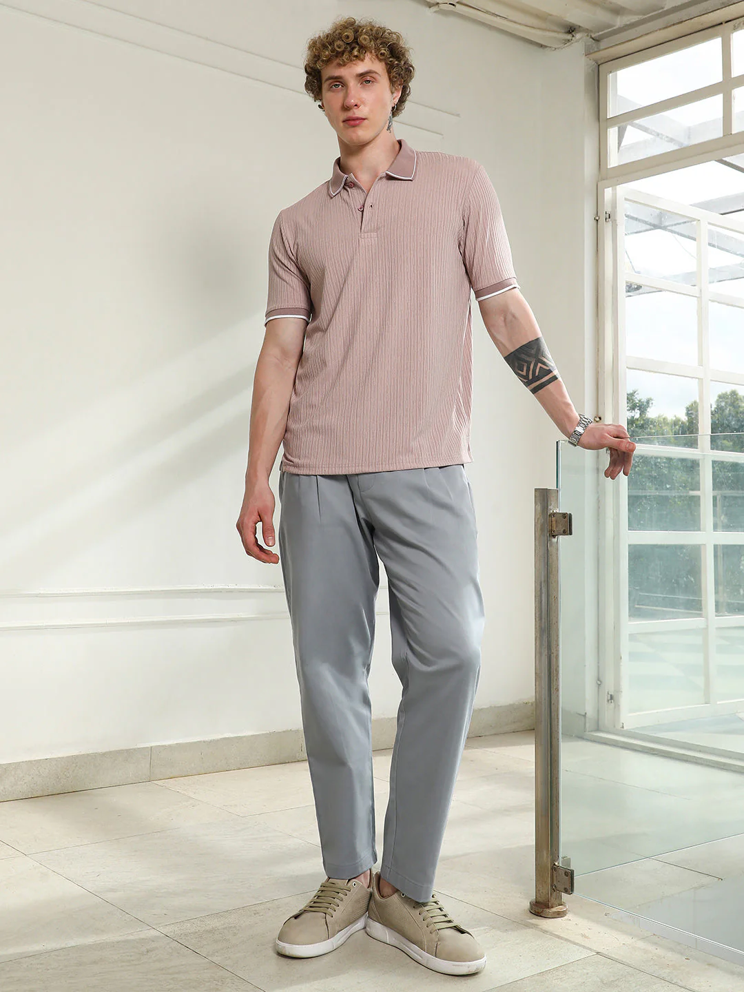 Light Pink Textured Polo T-shirt with Contrast Detailing - Image 5