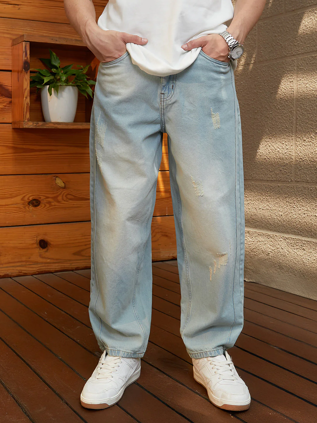 Light-Wash Baggy Denim Jeans - Image 2