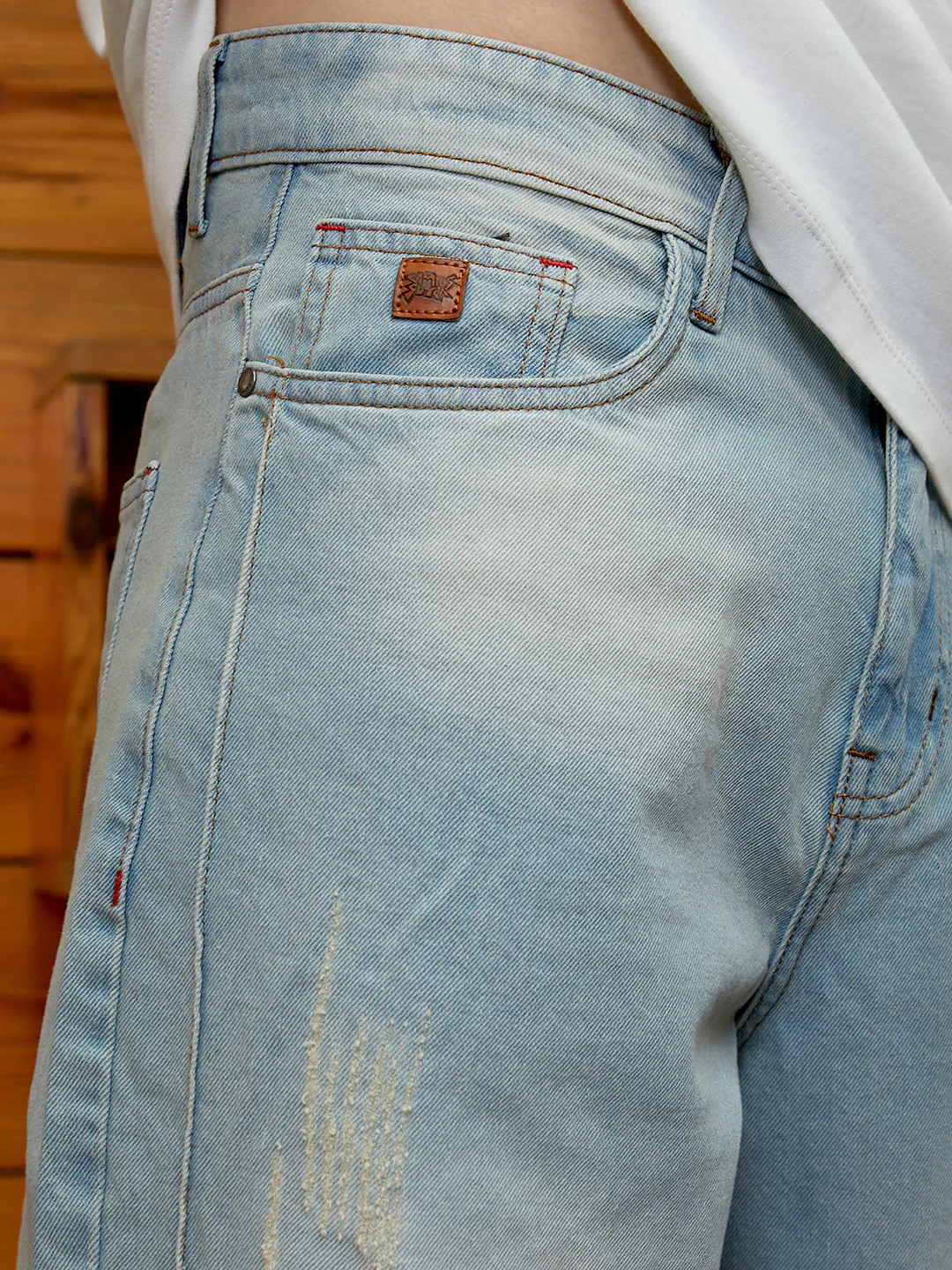 Light-Wash Baggy Denim Jeans - Image 7