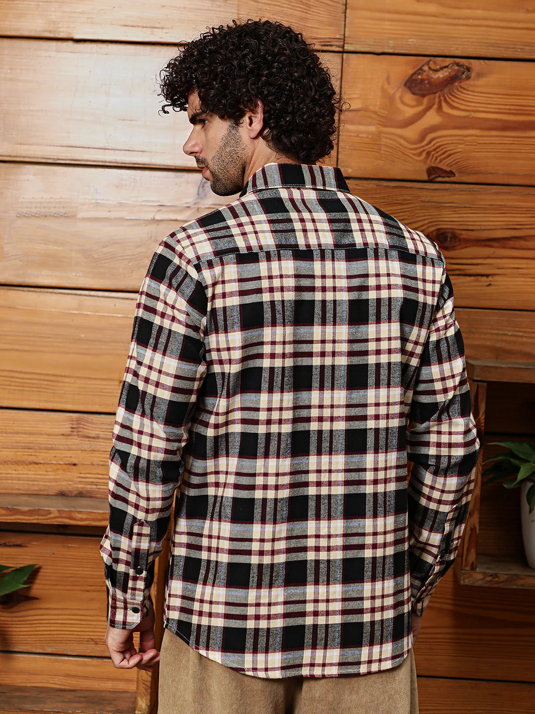 Dark-Plaid Relaxed Shirt - Image 4