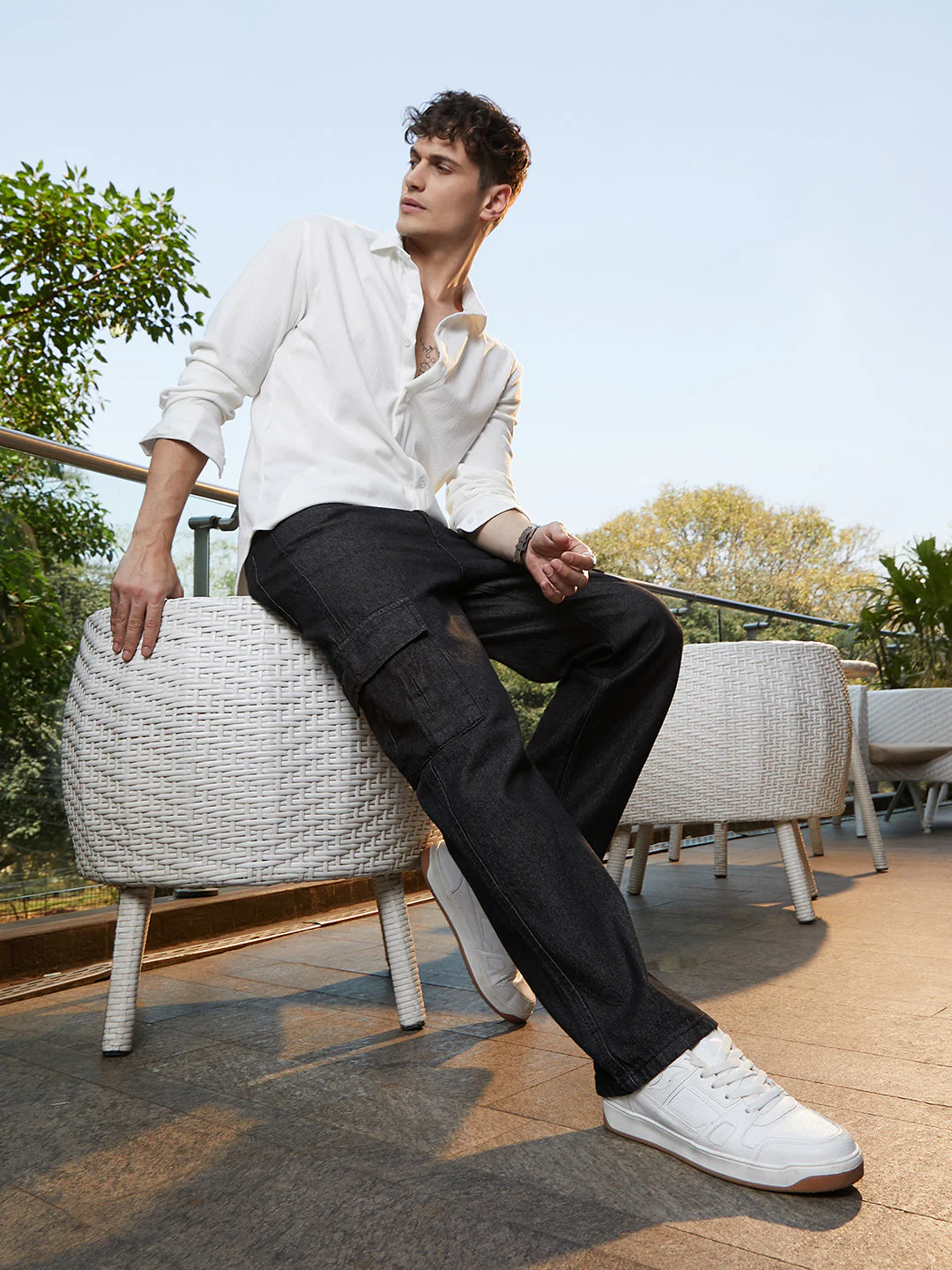 Dark-Wash Cargo Denim Jeans - Image 6