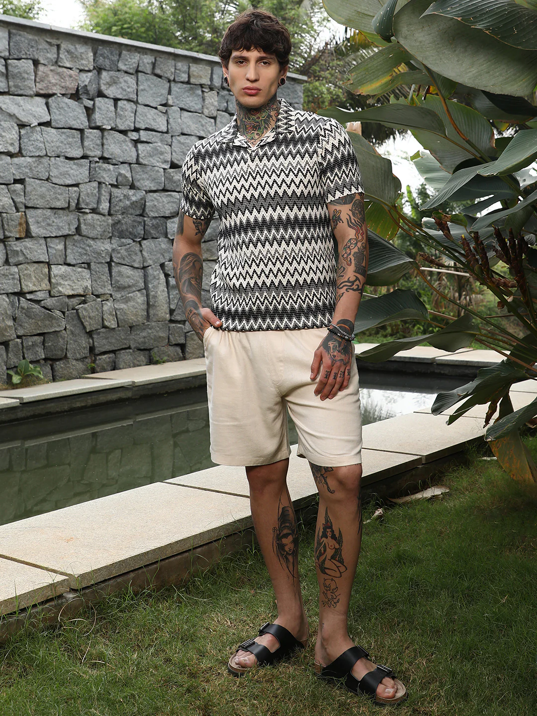 Zig-Zag Knit Polo T-Shirt - Image 11