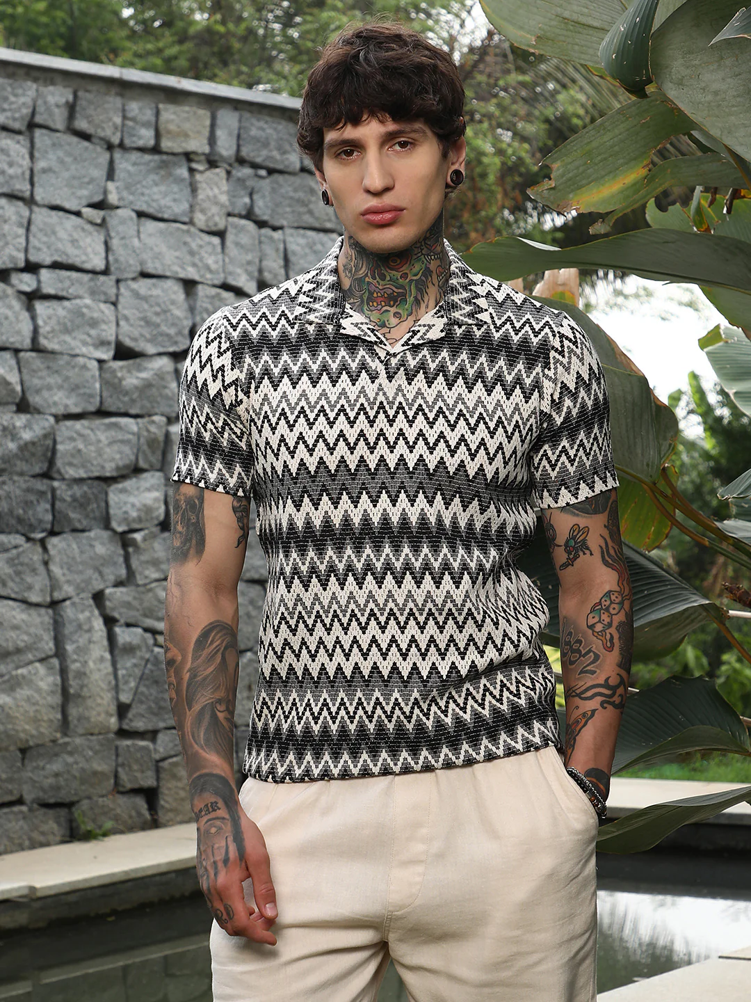 Zig-Zag Knit Polo T-Shirt - Image 8