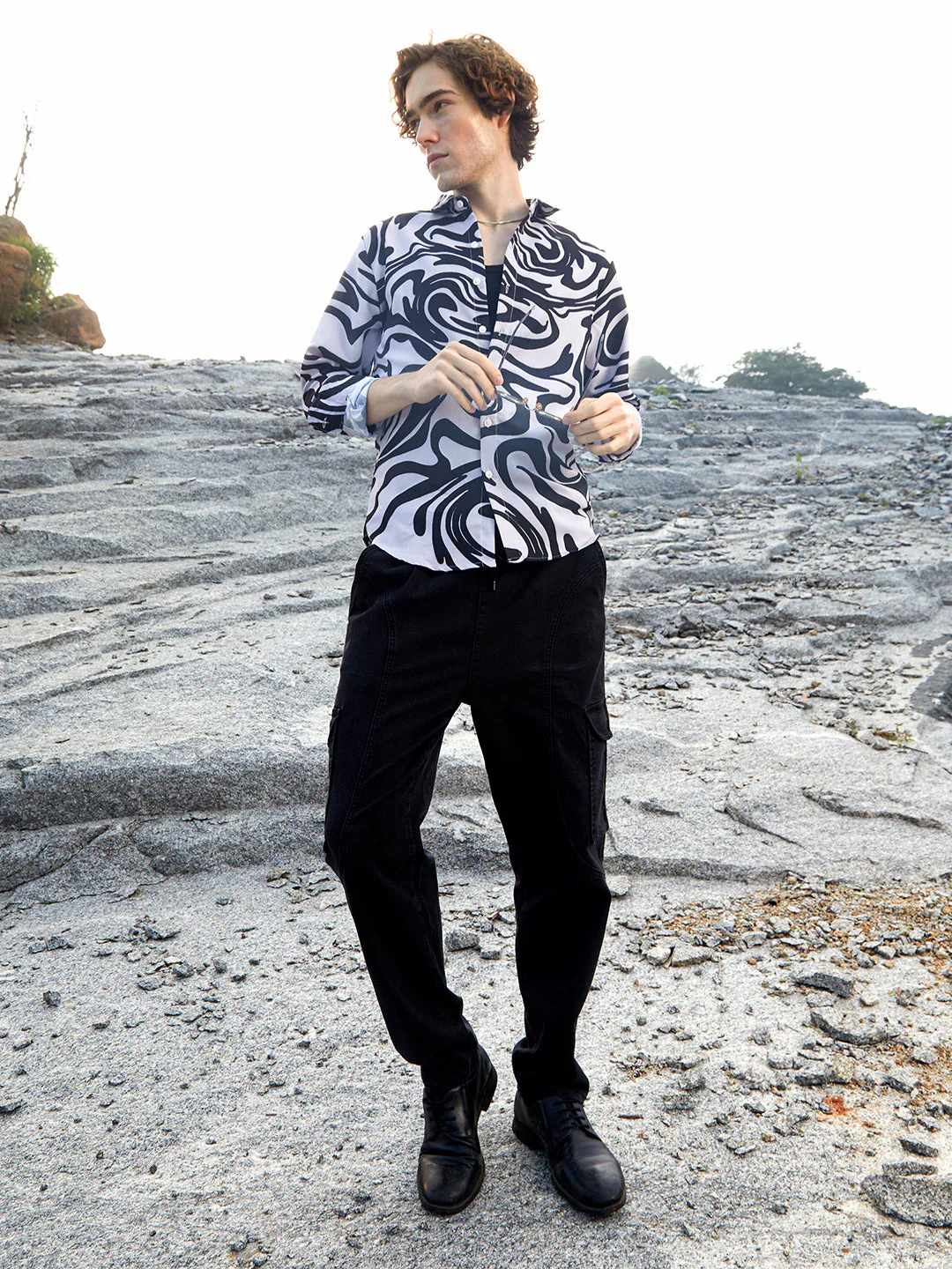 Contrast-Fluid Shirt - Image 6