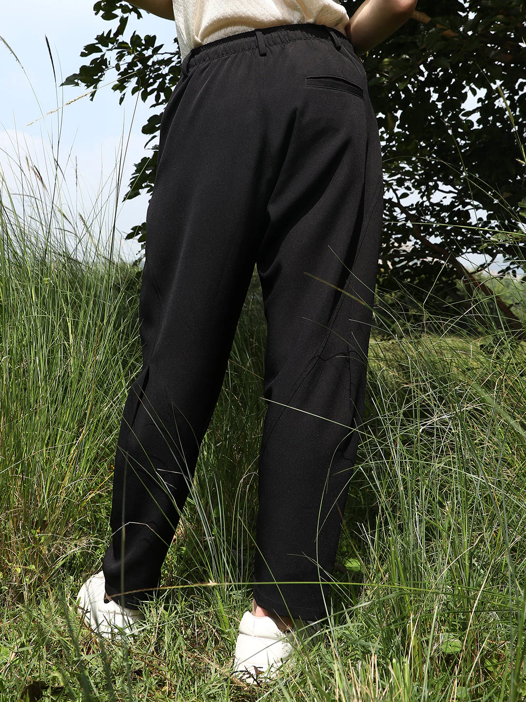 Solid Relaxed Trousers - Image 4