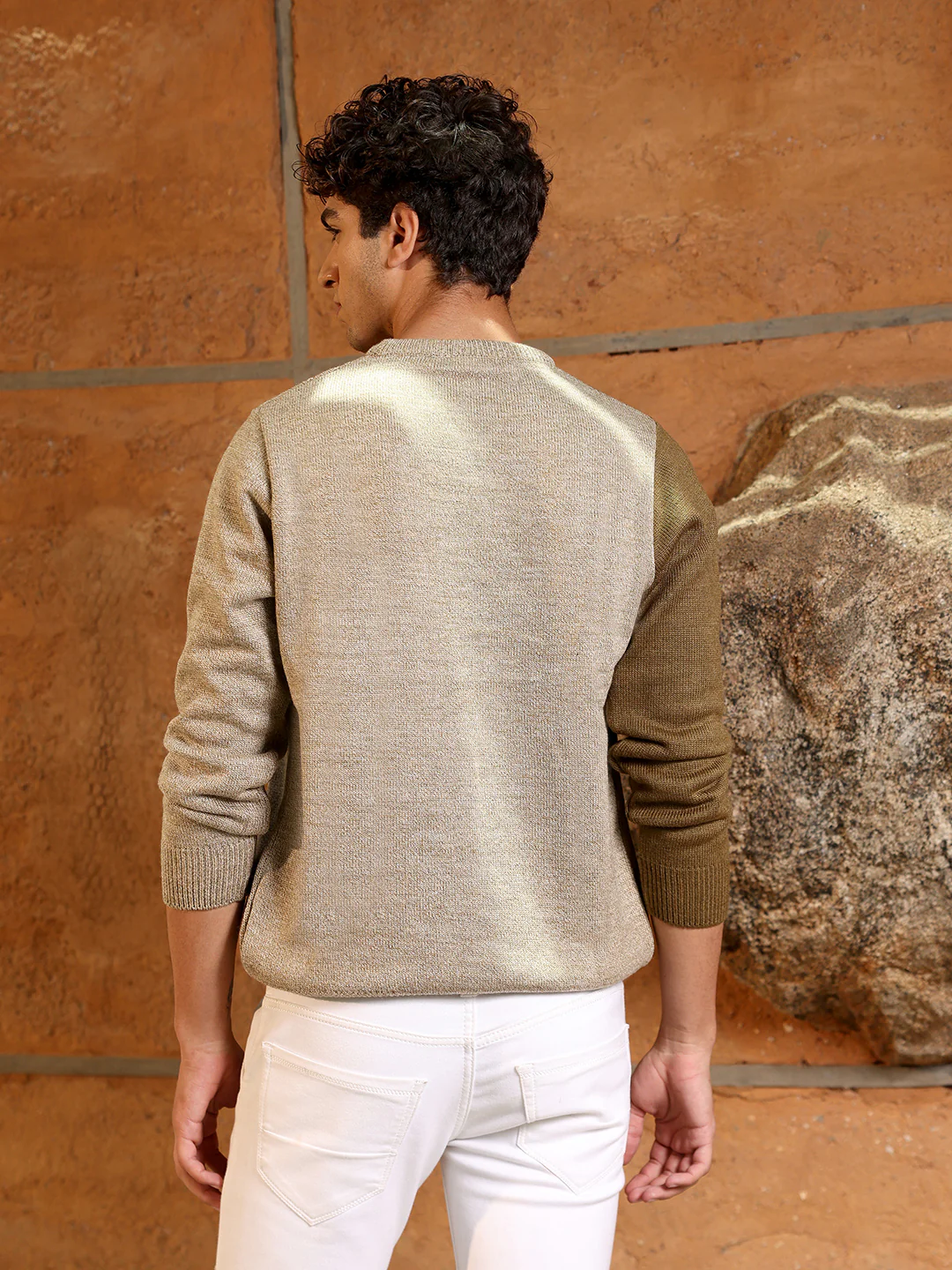 Contrast Panel Pullover Sweater - Image 3