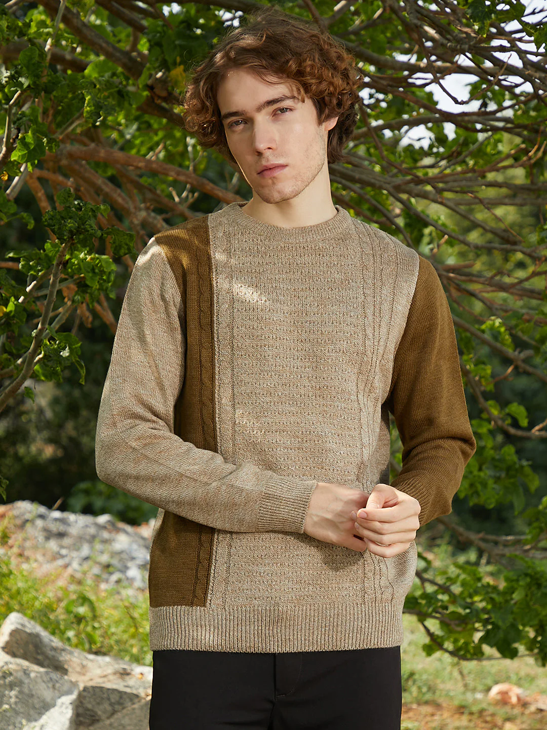 Contrast Panel Pullover Sweater - Image 6