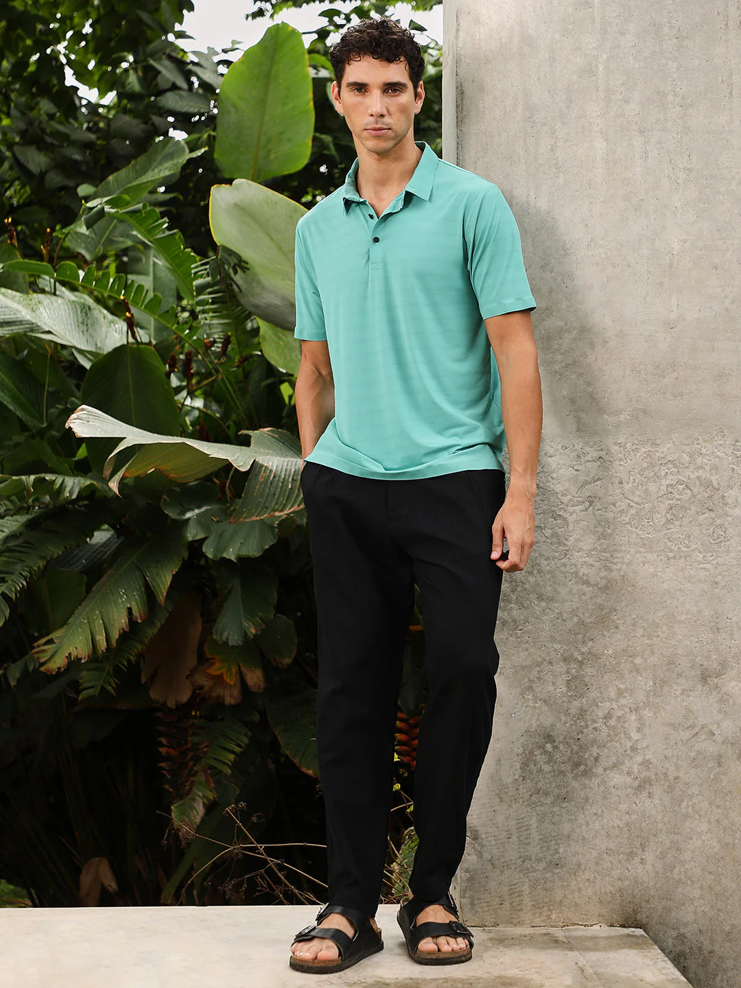 Seamless Gradient-Texture Polo T-Shirt - Image 5