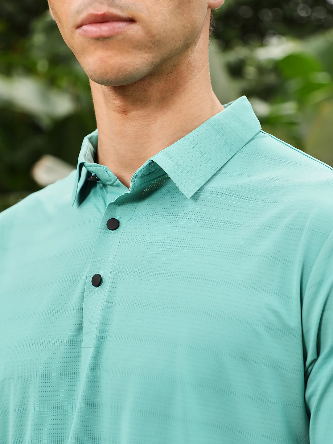 Seamless Gradient-Texture Polo T-Shirt - Image 7