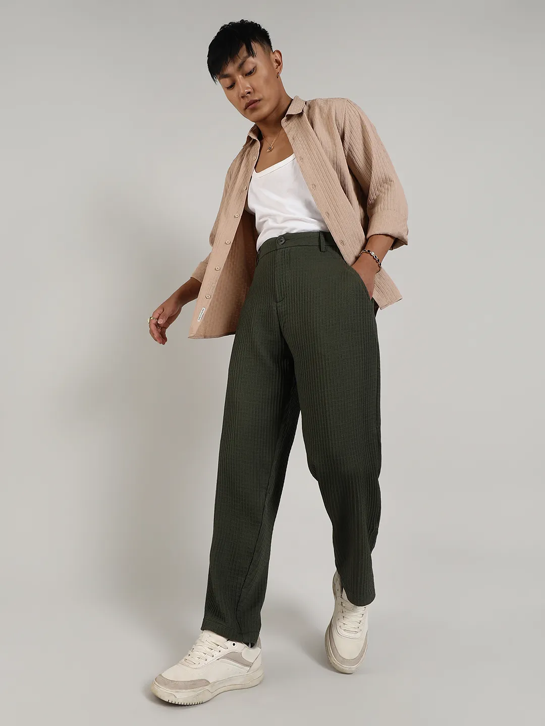 Lightweight - Textured Graph Check Trousers - Image 5